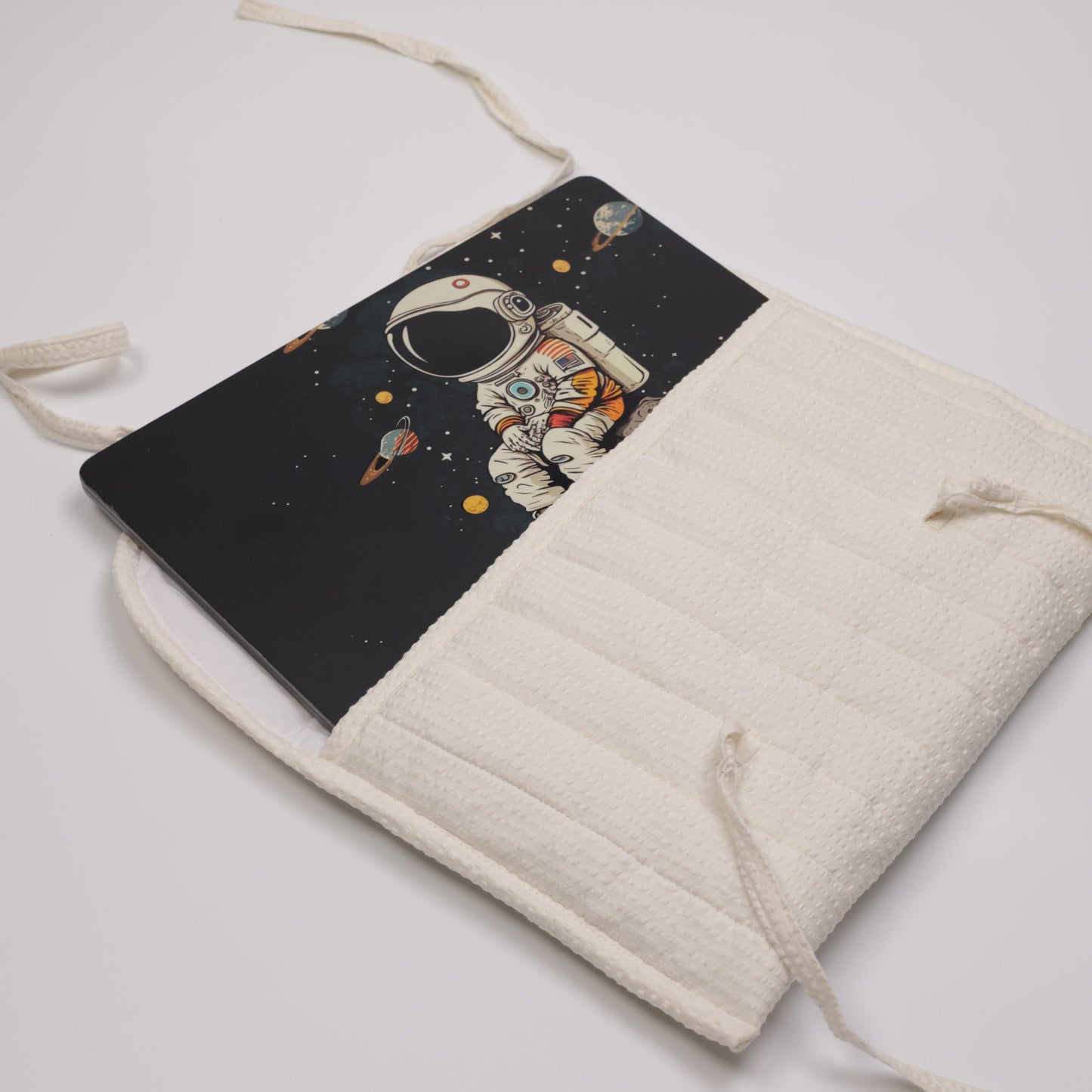 Ivory Bloom Laptop Sleeve